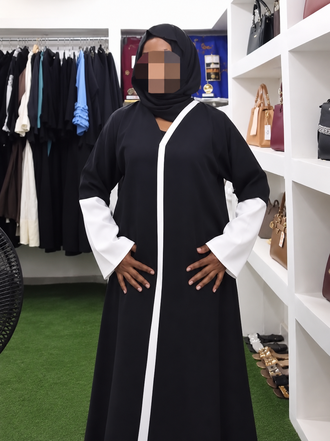 Luxury thrift Abaya